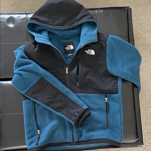Men’s retro Denali hoodie fleece size medium